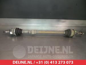 Używane Os napedowa prawy przód Toyota Verso S 1.33 16V Dual VVT-I Cena € 100,00 Procedura marży oferowane przez V.Deijne Jap.Auto-onderdelen BV