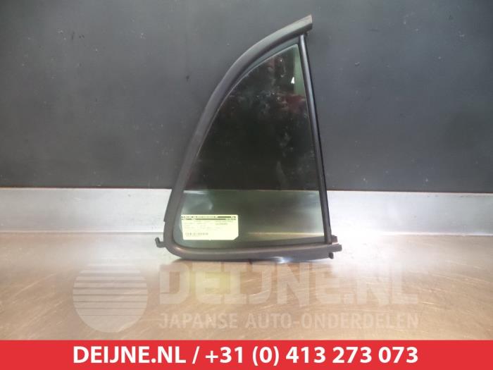 Sidofönster, vänster bak från en Suzuki Splash 1.2 VVT 16V 2013