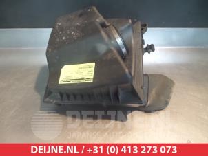 Begagnade Luftfilterhus Chevrolet Orlando (YYM/YYW) 2.0 D 16V Pris € 50,00 Marginaltabell erbjuds av V.Deijne Jap.Auto-onderdelen BV