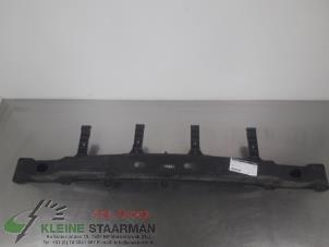 Używane Rama zderzaka tyl Kia Pro cee'd (EDB3) 1.4 CVVT 16V Cena € 42,50 Procedura marży oferowane przez Kleine Staarman B.V. Autodemontage