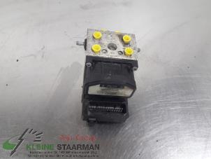 Używane Pompa ABS Toyota Corolla (E12) 1.4 16V VVT-i Cena € 62,50 Procedura marży oferowane przez Kleine Staarman B.V. Autodemontage