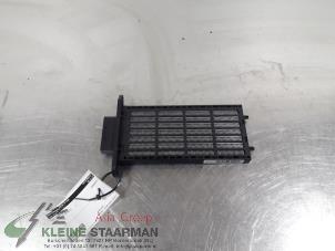 Używane Element grzewczy Kia Pro cee'd (EDB3) 1.6 CRDi 16V Cena na żądanie oferowane przez Kleine Staarman B.V. Autodemontage