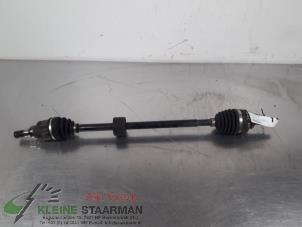 Begagnade Drivaxel, höger fram Suzuki Alto 1.0 12V Pris € 45,00 Marginaltabell erbjuds av Kleine Staarman B.V. Autodemontage