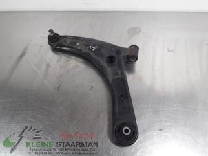 Używane Wahacz zawieszenia dolny lewy przód Mitsubishi Outlander (GF/GG) 2.0 16V PHEV 4x4 Cena € 121,00 Z VAT oferowane przez Kleine Staarman B.V. Autodemontage