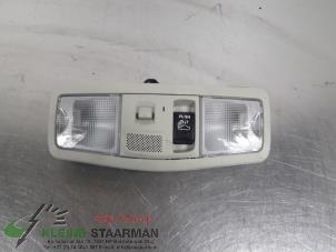 Używane Oswietlenie wewnetrzne przód Mitsubishi Outlander (GF/GG) 2.0 16V PHEV 4x4 Cena € 60,50 Z VAT oferowane przez Kleine Staarman B.V. Autodemontage