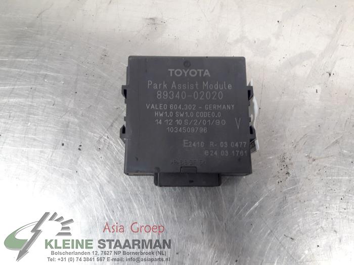 PDC-modul från en Toyota Auris (E15) 1.8 16V HSD Full Hybrid 2011