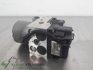 Używane Pompa ABS Toyota Corolla (E12) 1.4 16V VVT-i Cena € 62,50 Procedura marży oferowane przez Kleine Staarman B.V. Autodemontage