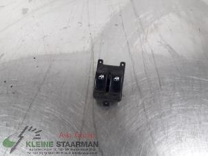 Używane Przelacznik elektrycznej szyby Kia Picanto (BA) 1.1 12V Cena € 42,50 Procedura marży oferowane przez Kleine Staarman B.V. Autodemontage