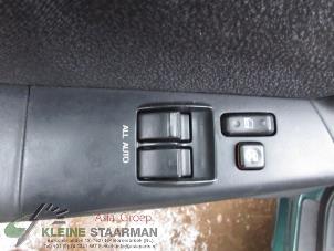 Używane Przelacznik elektrycznej szyby Toyota Corolla (E12) 1.6 16V VVT-i Cena € 42,50 Procedura marży oferowane przez Kleine Staarman B.V. Autodemontage