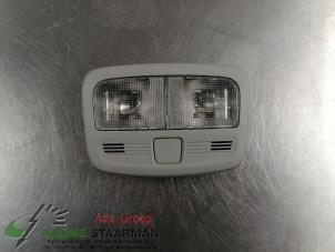 Używane Oswietlenie wewnetrzne przód Suzuki Swift (ZA/ZC/ZD) 1.2 16V Cena € 50,00 Procedura marży oferowane przez Kleine Staarman B.V. Autodemontage