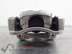 Używane Zacisk hamulcowy lewy tyl Kia Picanto (JA) 1.2 CVVT 16V Cena € 70,00 Procedura marży oferowane przez Kleine Staarman B.V. Autodemontage