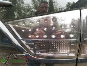 Używane Tylne swiatlo pozycyjne prawe Mitsubishi Outlander (CW) 2.0 16V 4x2 Cena € 42,50 Procedura marży oferowane przez Kleine Staarman B.V. Autodemontage