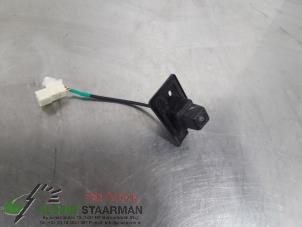 Używane Kamera cofania Mitsubishi Outlander (GF/GG) 2.0 16V PHEV 4x4 Cena € 121,00 Z VAT oferowane przez Kleine Staarman B.V. Autodemontage