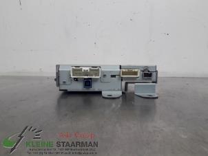 Gebruikte Navigatie Module Mazda CX-3 (DJ/DK) 2.0 SkyActiv-G 120 2WD Prijs € 250,00 Margeregeling aangeboden door Kleine Staarman B.V. Autodemontage