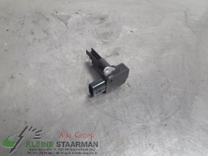 Używane Czujnik masy powietrza Toyota Auris (E18) 1.8 16V Hybrid Cena € 50,00 Procedura marży oferowane przez Kleine Staarman B.V. Autodemontage