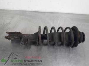 Używane Amortyzator lewy przód Kia Picanto (BA) 1.0 12V Cena € 42,50 Procedura marży oferowane przez Kleine Staarman B.V. Autodemontage