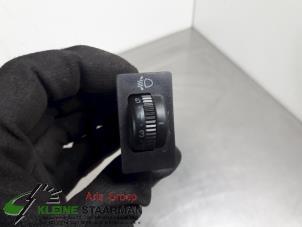 Używane Przelacznik reflektora LHV Toyota Corolla (E12) 1.6 16V VVT-i Cena na żądanie oferowane przez Kleine Staarman B.V. Autodemontage