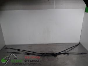 Używane Linka hamulca recznego Mitsubishi Outlander (GF/GG) 2.0 16V PHEV 4x4 Cena € 90,75 Z VAT oferowane przez Kleine Staarman B.V. Autodemontage