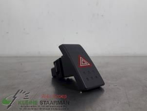 Używane Przelacznik swiatel awaryjnych Suzuki Swift (ZA/ZC/ZD1/2/3/9) 1.6 Sport VVT 16V Cena € 42,50 Procedura marży oferowane przez Kleine Staarman B.V. Autodemontage