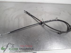 Używane Linka hamulca recznego Mitsubishi Outlander (GF/GG) 2.0 16V PHEV 4x4 Cena € 90,75 Z VAT oferowane przez Kleine Staarman B.V. Autodemontage
