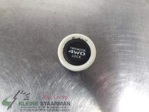 Używane Blokada mechanizmu róznicowego 4x4 Mitsubishi Outlander (GF/GG) 2.0 16V PHEV 4x4 Cena € 60,50 Z VAT oferowane przez Kleine Staarman B.V. Autodemontage