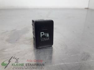 Begagnade PDC-brytare Mitsubishi Outlander (GF/GG) 2.0 16V PHEV 4x4 Pris € 60,50 Inklusive moms erbjuds av Kleine Staarman B.V. Autodemontage