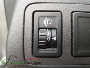 Używane Przelacznik reflektora LHV Suzuki Swift (ZA/ZC/ZD1/2/3/9) 1.3 VVT 16V Cena € 42,50 Procedura marży oferowane przez Kleine Staarman B.V. Autodemontage