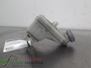 Używane Zbiornik plynu hamulcowego Suzuki Swift (ZA/ZC/ZD1/2/3/9) 1.3 VVT 16V Cena € 42,50 Procedura marży oferowane przez Kleine Staarman B.V. Autodemontage