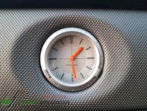 Używane Zegar Mitsubishi Outlander (CU) 2.0 16V 4x2 Cena € 42,50 Procedura marży oferowane przez Kleine Staarman B.V. Autodemontage