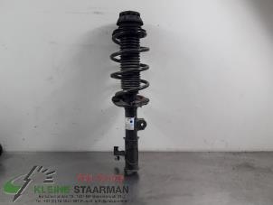 Używane Amortyzator lewy przód Kia Picanto (JA) 1.2 CVVT 16V Cena € 100,00 Procedura marży oferowane przez Kleine Staarman B.V. Autodemontage