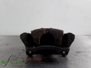 Używane Zacisk hamulcowy prawy tyl Toyota Corolla (E12) 1.6 16V VVT-i Cena € 42,50 Procedura marży oferowane przez Kleine Staarman B.V. Autodemontage