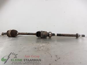 Używane Os napedowa prawy przód Mazda 3 (BM/BN) 2.0 SkyActiv-G 120 16V Cena € 90,00 Procedura marży oferowane przez Kleine Staarman B.V. Autodemontage