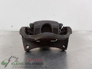 Używane Zacisk hamulcowy prawy przód Mazda 3 (BM/BN) 2.0 SkyActiv-G 120 16V Cena € 42,50 Procedura marży oferowane przez Kleine Staarman B.V. Autodemontage