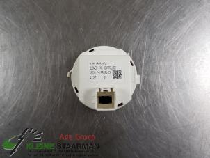 Używane Opornik nagrzewnicy Mazda 3 (BM/BN) 2.0 SkyActiv-G 120 16V Cena € 50,00 Procedura marży oferowane przez Kleine Staarman B.V. Autodemontage