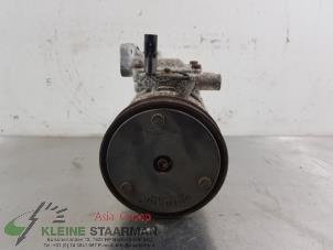 Gebruikte Pomp Airco Kia Carens II (FJ) 2.0i CVVT 16V Prijs € 150,00 Margeregeling aangeboden door Kleine Staarman B.V. Autodemontage