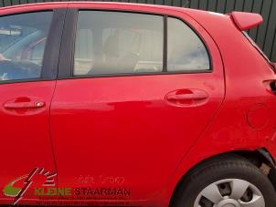 Używane Drzwi lewe tylne wersja 4-drzwiowa Toyota Yaris II (P9) 1.3 16V VVT-i Cena € 100,00 Procedura marży oferowane przez Kleine Staarman B.V. Autodemontage