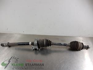 Begagnade Drivaxel, höger fram Mazda CX-5 I (KE,GH) 2.2 SkyActiv-D 16V 2WD Pris € 90,00 Marginaltabell erbjuds av Kleine Staarman B.V. Autodemontage