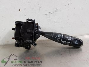 Używane Przelacznik wycieraczki Toyota Corolla (E12) 1.6 16V VVT-i Cena € 42,50 Procedura marży oferowane przez Kleine Staarman B.V. Autodemontage