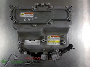 Używane Przetwornica Mitsubishi Outlander (GF/GG) 2.0 16V PHEV 4x4 Cena na żądanie oferowane przez Kleine Staarman B.V. Autodemontage