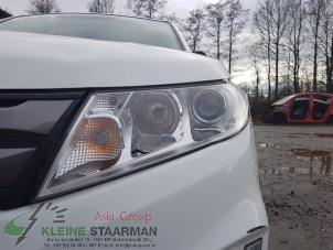 Używane Reflektor lewy Suzuki Vitara (LY/MY) 1.6 16V VVT Cena na żądanie oferowane przez Kleine Staarman B.V. Autodemontage