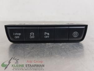 Używane Przelacznik (rózne) Mazda 3 Sport (BP) 2.0 SkyActiv-G 122 Mild Hybrid 16V Cena € 75,00 Procedura marży oferowane przez Kleine Staarman B.V. Autodemontage