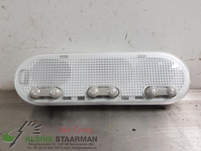 Innerbelysning, fram från en Nissan Qashqai (J11) 1.2 DIG-T 16V 2018