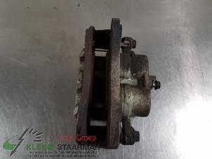 Używane Zacisk hamulcowy lewy przód Mitsubishi Outlander (GF/GG) 2.0 16V PHEV 4x4 Cena € 60,50 Z VAT oferowane przez Kleine Staarman B.V. Autodemontage