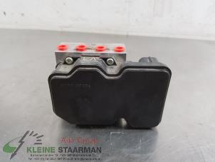 Gebruikte ABS Pomp Toyota C-HR (X1,X5) 1.8 16V Hybrid Prijs € 250,00 Margeregeling aangeboden door Kleine Staarman B.V. Autodemontage