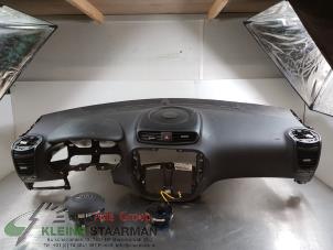 Begagnade Airbagset + modul Kia Soul II (PS) 1.6 GDI 16V Pris € 400,00 Marginaltabell erbjuds av Kleine Staarman B.V. Autodemontage