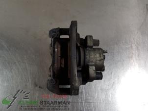 Begagnade Främre bromsok, vänster Toyota Yaris III (P13) 1.5 16V Dual VVT-iE Pris € 50,00 Marginaltabell erbjuds av Kleine Staarman B.V. Autodemontage