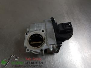 Używane Przepustnica Nissan Note (E11) 1.4 16V Cena € 75,00 Procedura marży oferowane przez Kleine Staarman B.V. Autodemontage