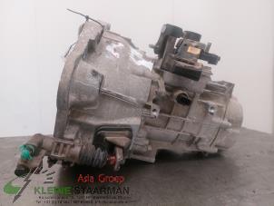 Begagnade Växellåda Hyundai Kona (OS) 1.0 T-GDI 12V Pris € 500,00 Marginaltabell erbjuds av Kleine Staarman B.V. Autodemontage