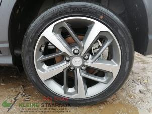 Używane Zestaw obreczy i opon Hyundai Kona (OS) 1.6 T-GDI 16V AWD Cena € 400,00 Procedura marży oferowane przez Kleine Staarman B.V. Autodemontage