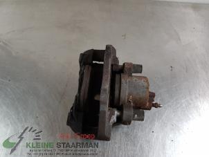 Używane Zacisk hamulcowy prawy przód Mazda 3 Sport (BK) 1.3i 16V Cena € 42,50 Procedura marży oferowane przez Kleine Staarman B.V. Autodemontage